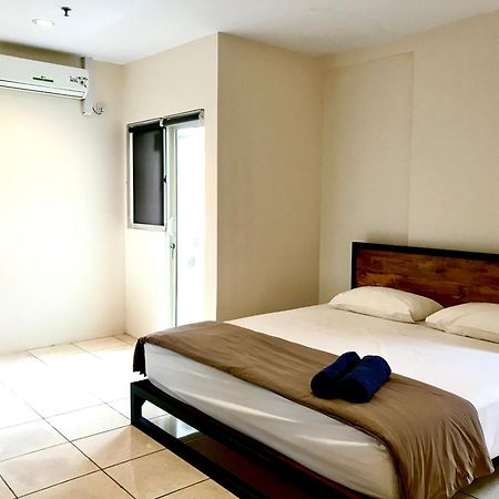 Queen Victoria Apartment Batam Zimmer foto
